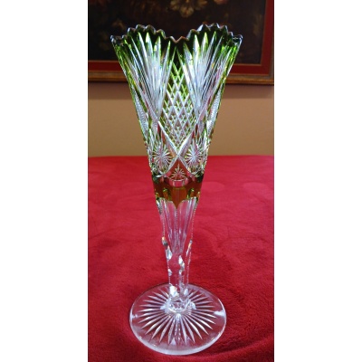 Vase en cristal de Val saint lambert, couleur verte,overlay