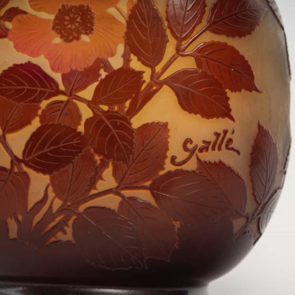 E Gallé Vase verre rouge et jaune 5