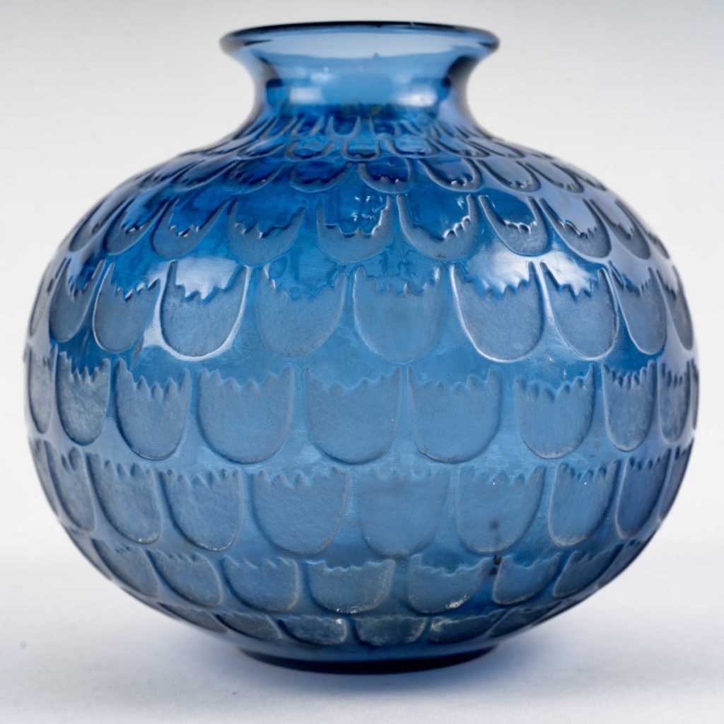1930 René Lalique – Vase Grenade Verre Bleu Saphir 4