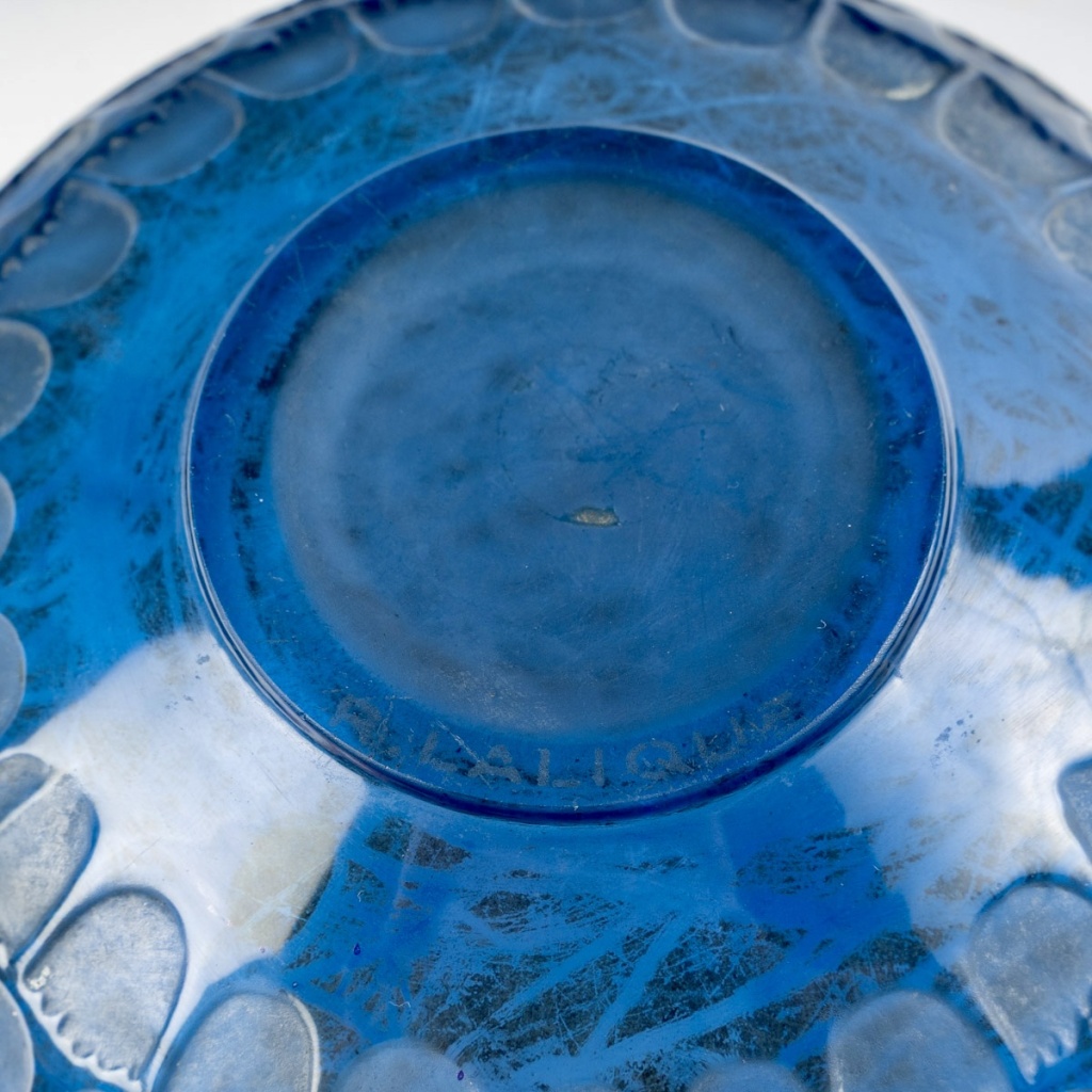 1930 René Lalique – Vase Grenade Verre Bleu Saphir 6