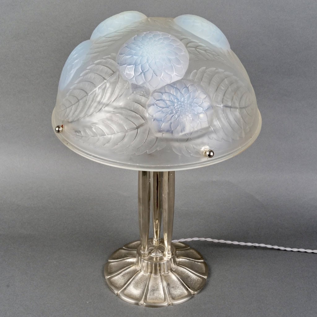 1921 René Lalique – Lampe Dahlias Verre Opalescent Et Bronze Nickelé 6