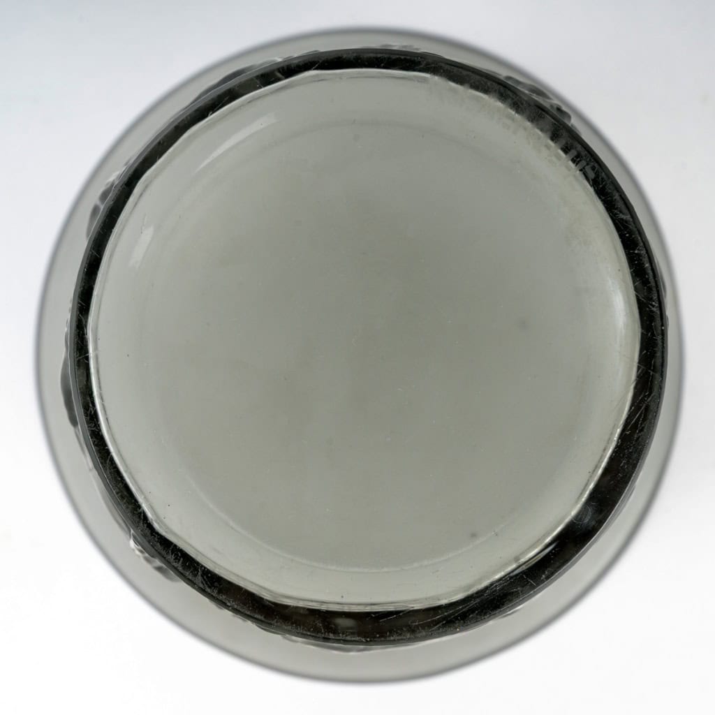 1930 René Lalique – Vase Chevaux Verre Gris Patiné Blanc 8
