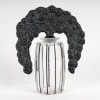 1920 René Lalique – Flacon Bouchon Mûres verre noir patiné blanc 8