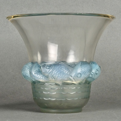 1930 René Lalique – Vase Piriac Verre Opalescent Patiné Bleu