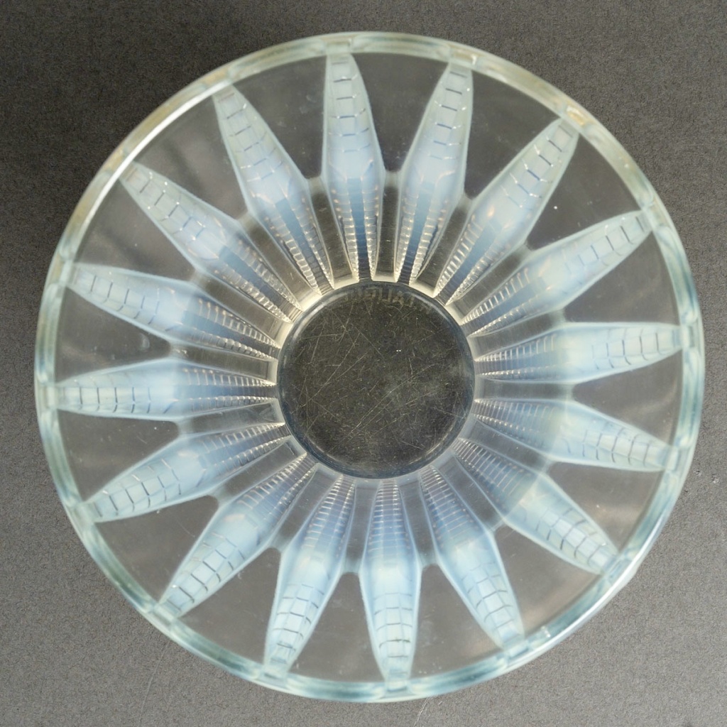 1933 René Lalique – Vase Art Déco Chamonix Verre Opalescent 5