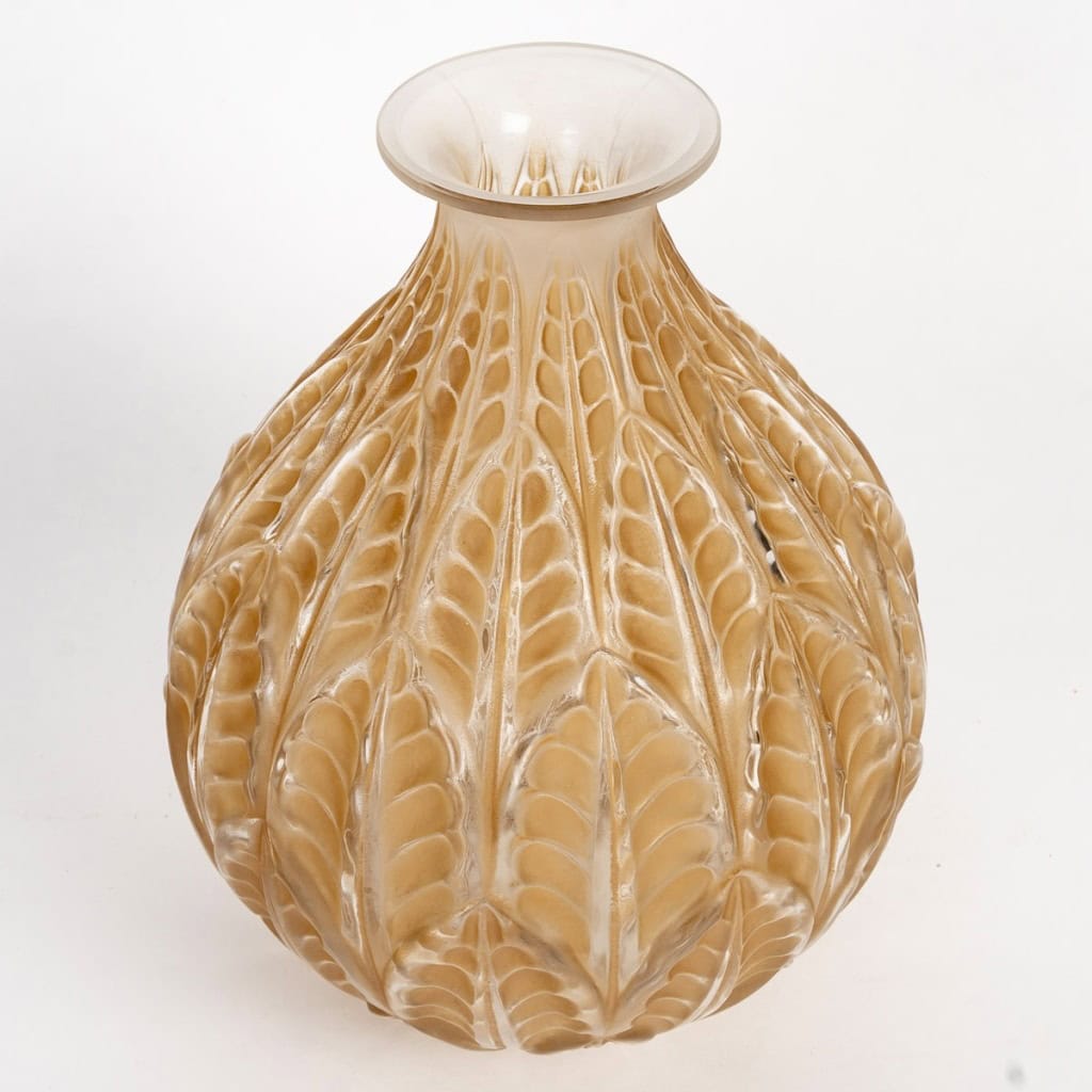1927 René Lalique – Vase Malesherbes Verre Blanc Patiné Sépia 4