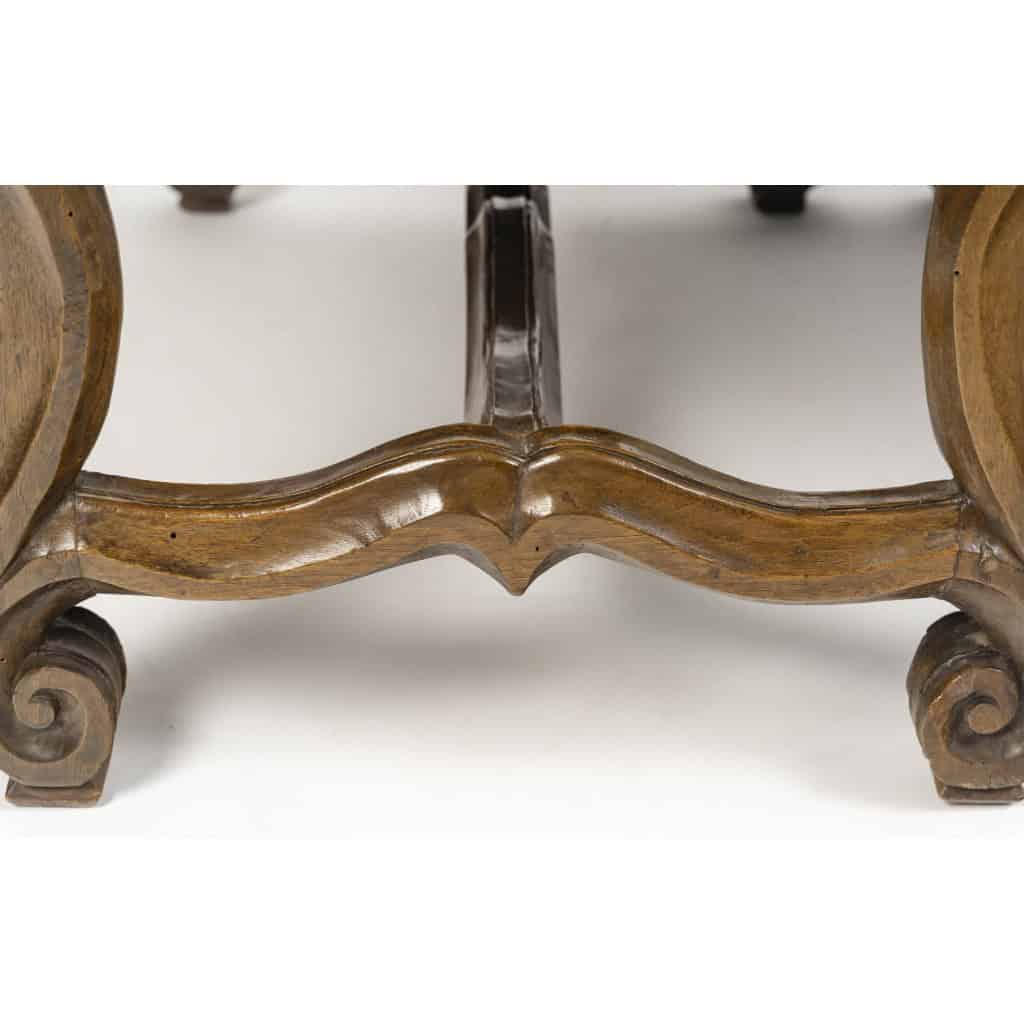 Paire de Tabourets en noyer Louis XIII du 18ème siècle 8