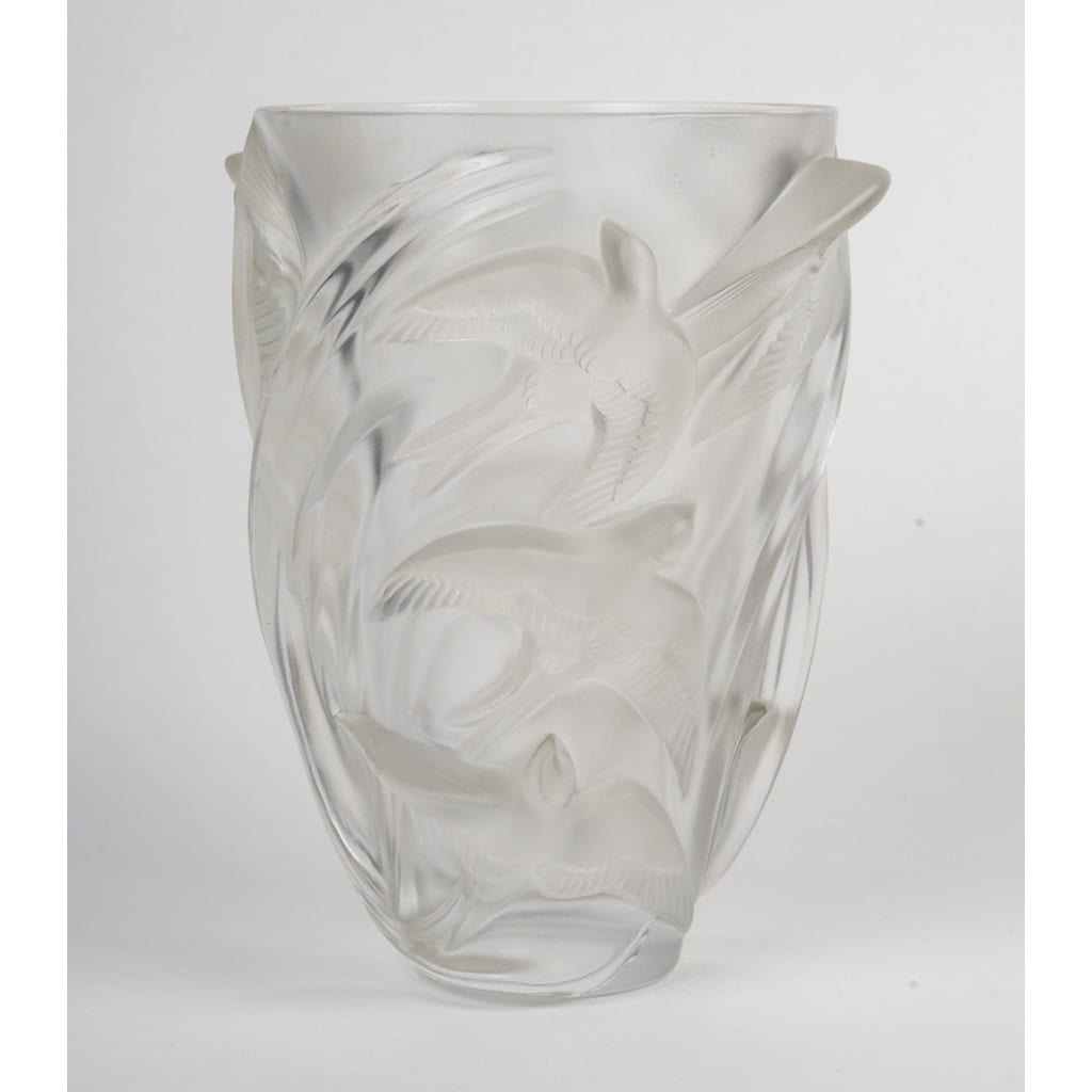 LALIQUE – Vase « Martinets », vers 1980–2000 4