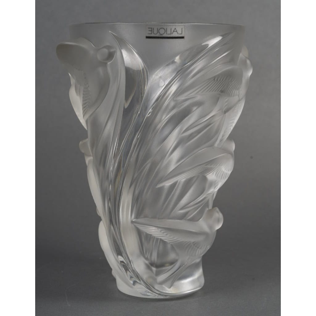 LALIQUE – Vase « Martinets », vers 1980–2000 11
