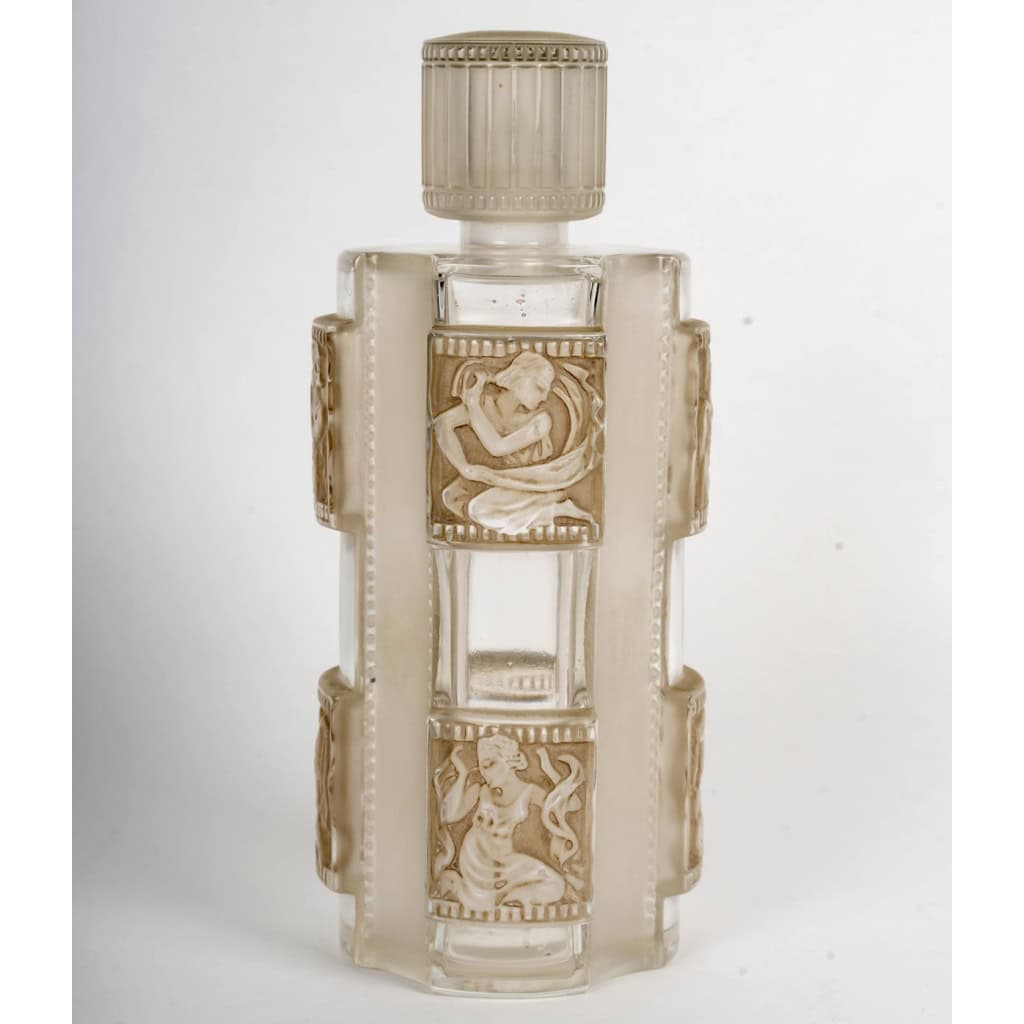 1942 René Lalique – Flacon Hélène Verre Blanc Patiné Sépia 3