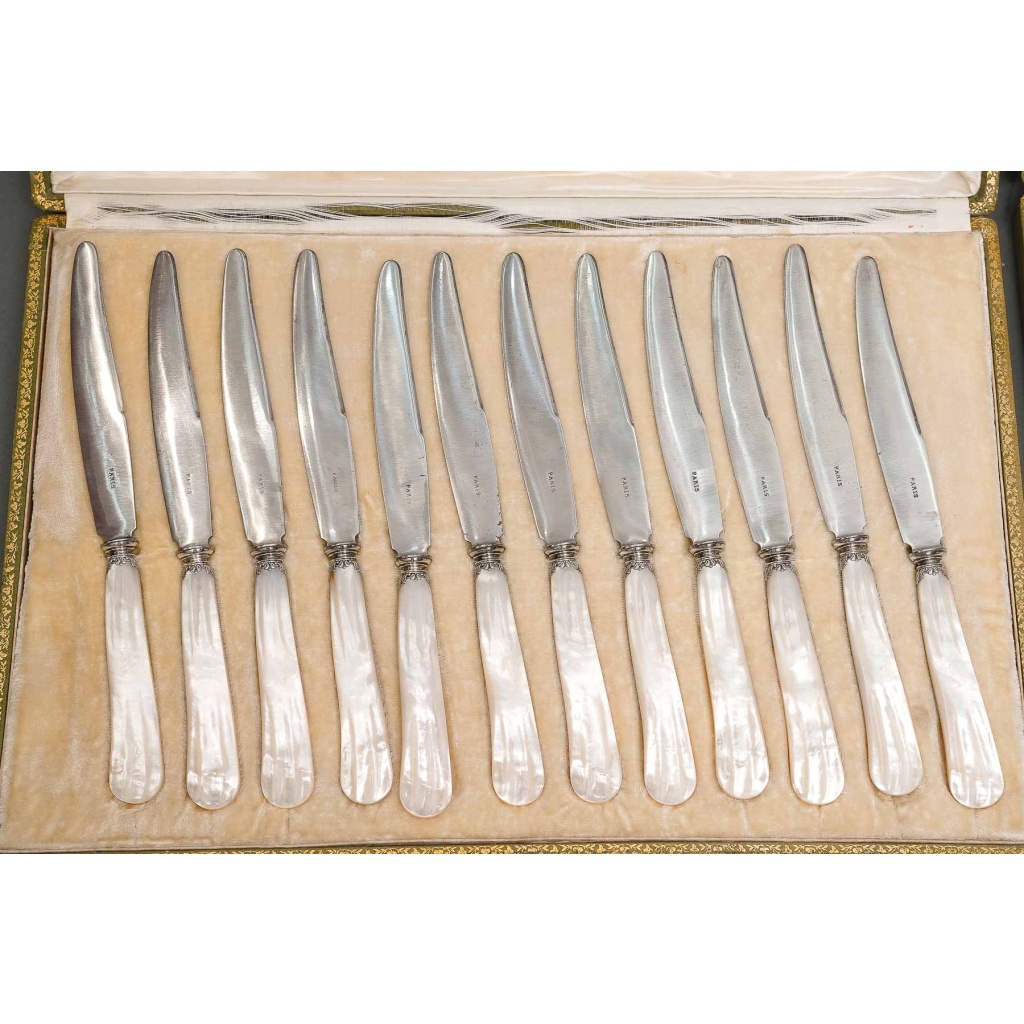 Service de coutellerie de 36 couteaux en coffret d’origine ART DECO 8