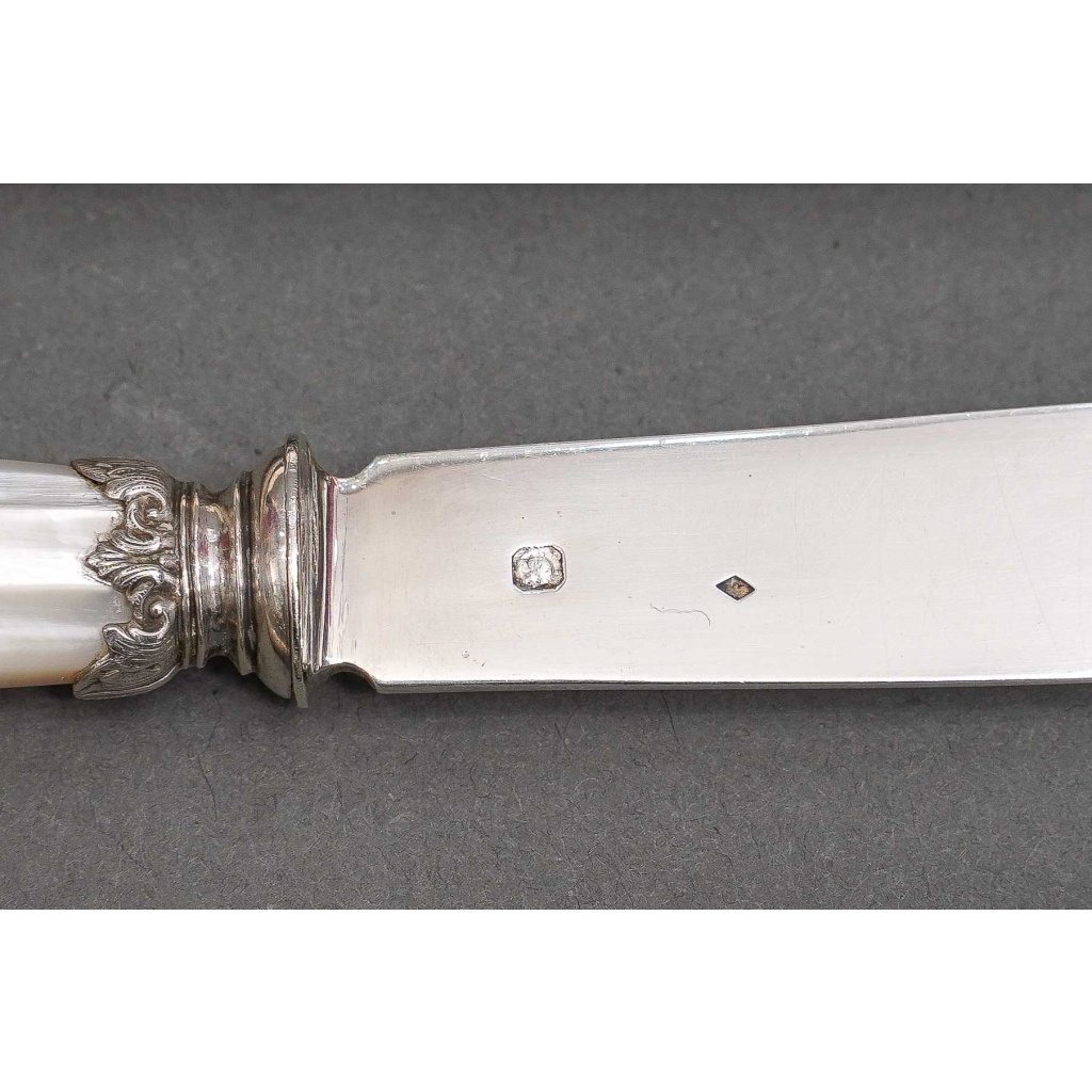 Service de coutellerie de 36 couteaux en coffret d’origine ART DECO 12