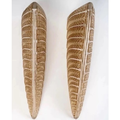 1924 René Lalique – Paire d’Appliques Fougères Verre Blanc Patiné Sépia