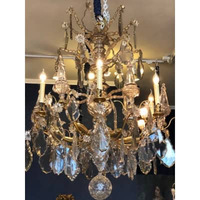 Grand lustre de style Louis XV. XIXème siècle. 3