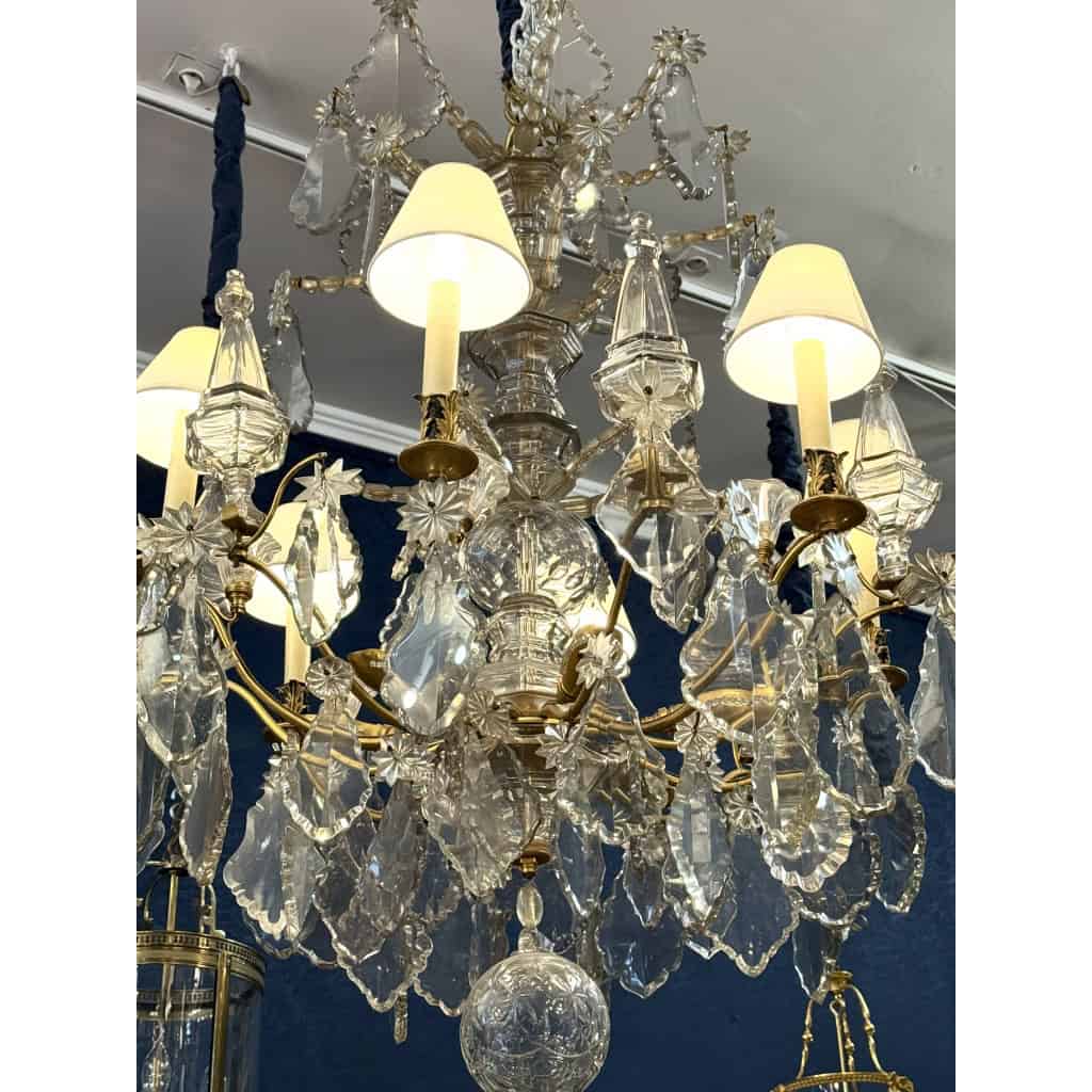 Grand lustre de style Louis XV. XIXème siècle. 4