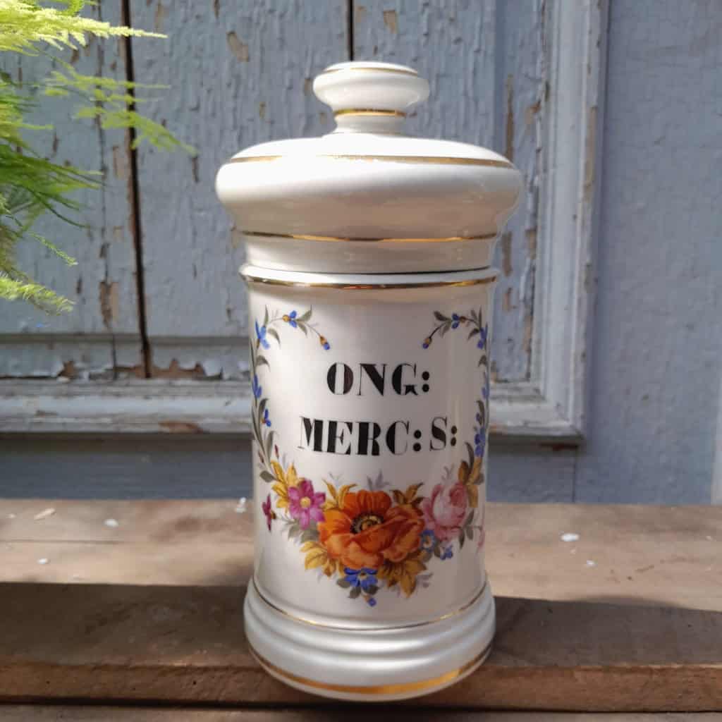 Pot pharmacie en porcelaine, fin XIXÈME 3