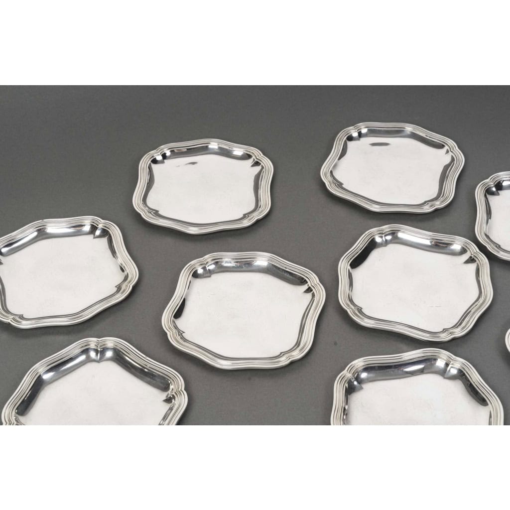 Bloch Eschwege – 12 plats en argent massif style Louis XV 7