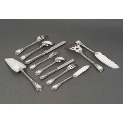 ODIOT – Ménagère de couverts 99 pièces argent massif modèle « LOUVECIENNES » XXè 3