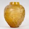 1921 René Lalique – Vase Archers Verre Butterscotch Patiné Sépia 9