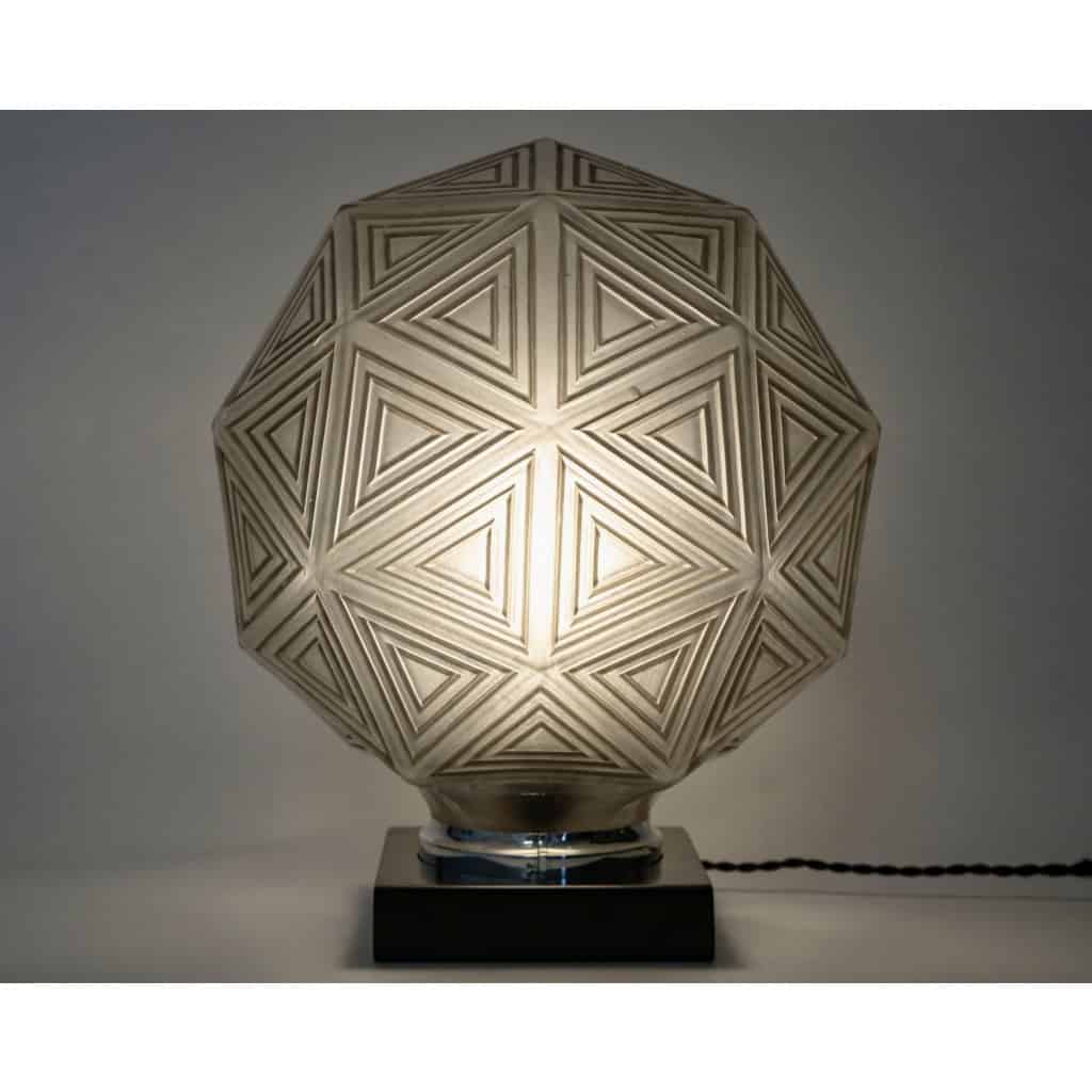 1925 René Lalique – Lampe de Table Art Déco Nanking Verre Blanc Patiné Gris 6