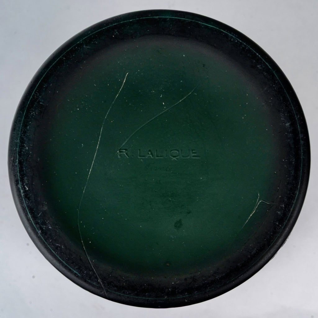 1923 René Lalique – Vase Epicéa Verre Vert Canard Patiné Blanc 7