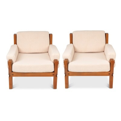 Pierre Chapo. Paire de fauteuils en orme. Années 1970. LS6493B2809M
