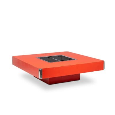 Willy Rizzo. Table basse laquée formant bar. Années 1970. LS64841359O