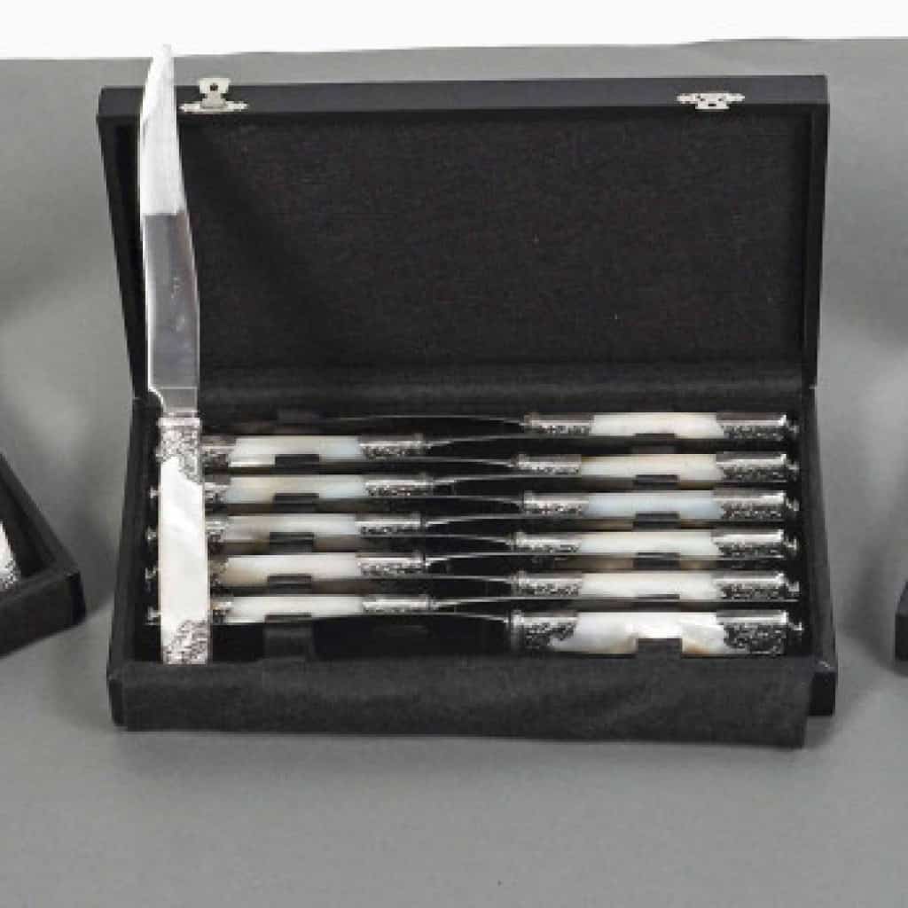 Orfèvre MERITE – Ensemble de 36 couteaux en nacre et argent Fin XIXe 4