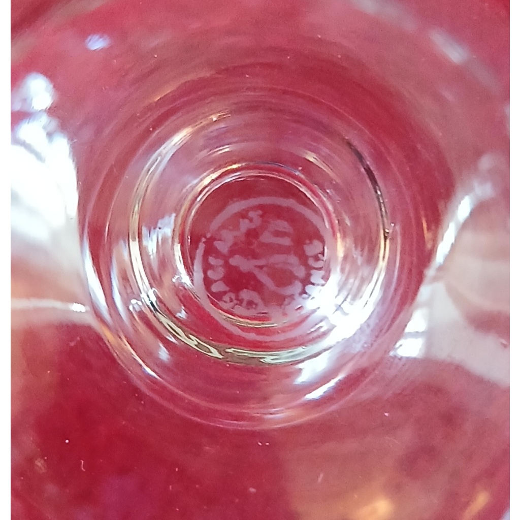 11 coupes en cristal Signées Baccarat Modèle Cassino 7