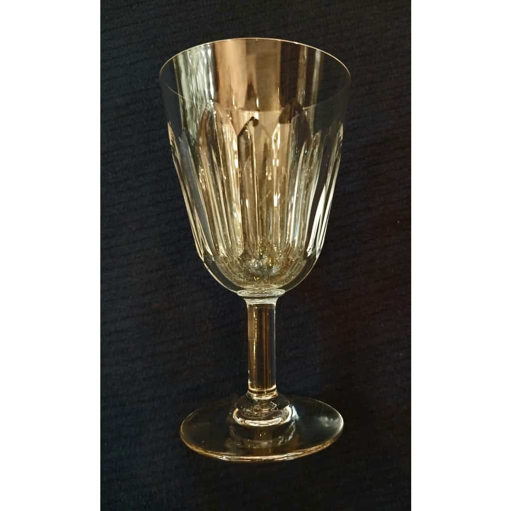 12 verres à porto signés Baccarat Modèle Cassino 3