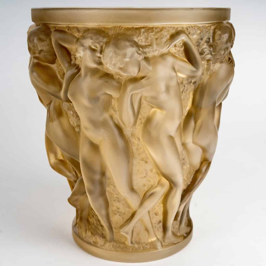 1927 René Lalique – Vase Bacchantes Verre Blanc Patiné Sépia 3