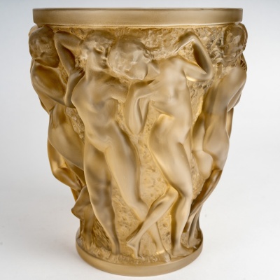 1927 René Lalique – Vase Bacchantes Verre Blanc Patiné Sépia
