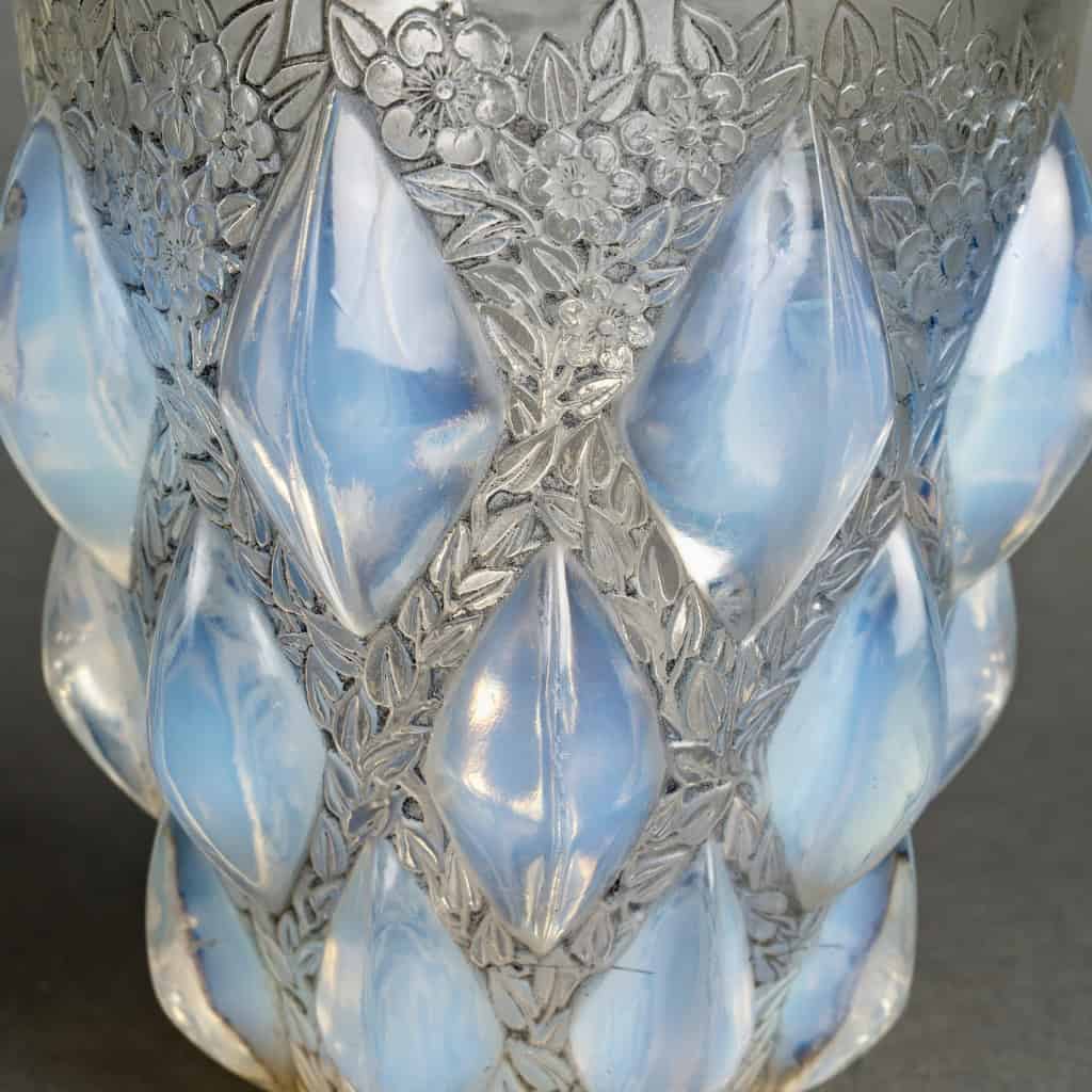 1927 René Lalique – Vase Rampillon Verre Opalescent Patiné Gris 7