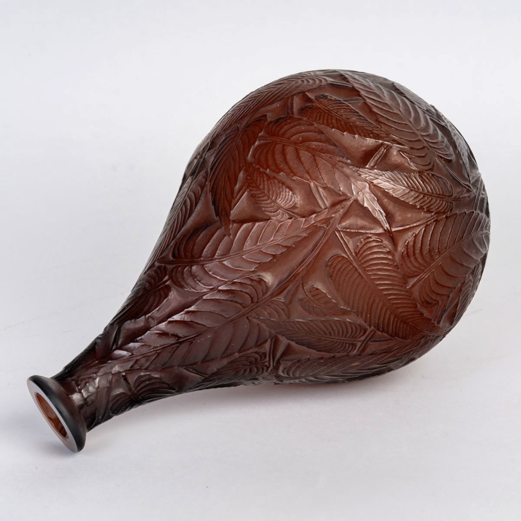 1923 René Lalique – Vase Sauges Verre Rouge Ambré 6
