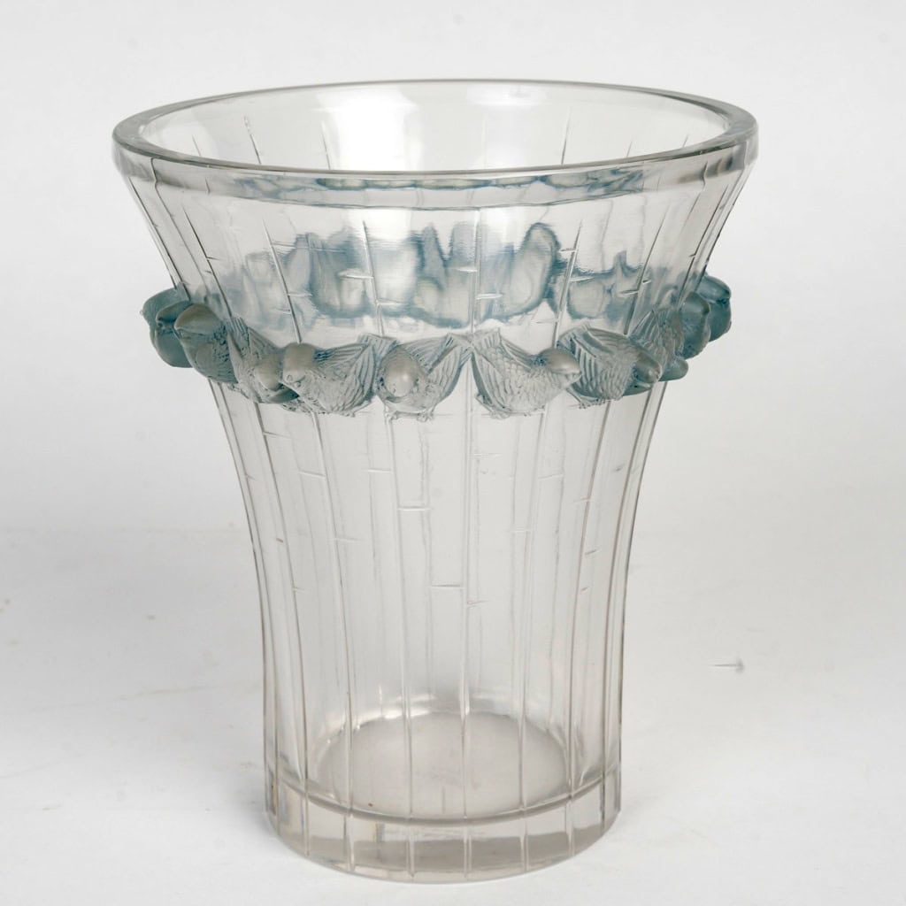 1933 René Lalique – Vase Boulouris Verre Blanc Patiné Bleu 4