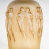 1920 René Lalique – Vase 12 Douze Figurines avec Bouchon Verre Blanc Patiné Sépia 17