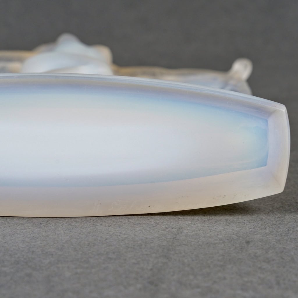 1925 René Lalique – Statuette Suzanne Verre Opalescent 10