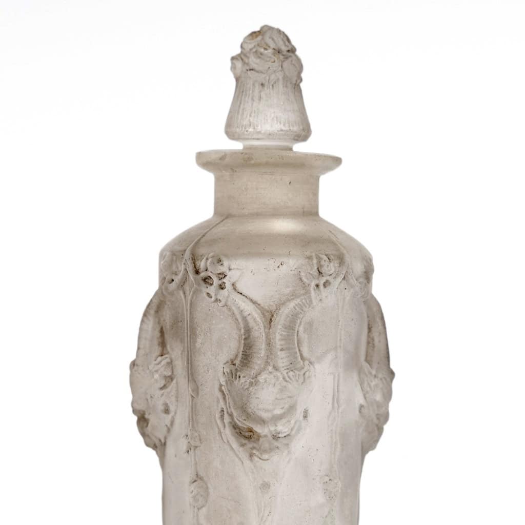 1920 René Lalique – Flacon Pan Verre Blanc Patiné Gris 5