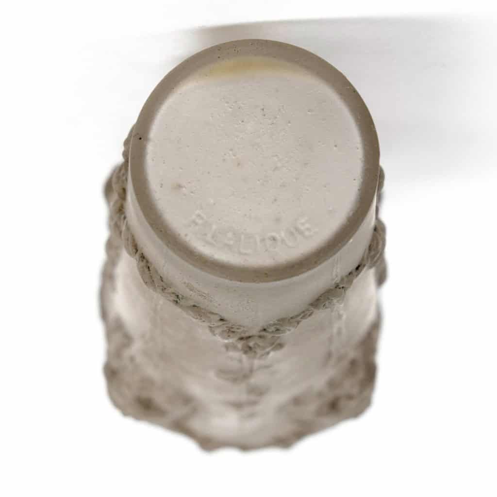 1920 René Lalique – Flacon Pan Verre Blanc Patiné Gris 7