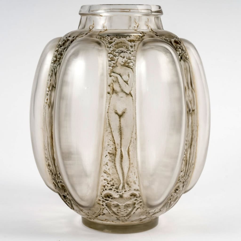 1912 René Lalique – Vase Six Figurines et Masques Verre Blanc Patiné Gris Vert 6