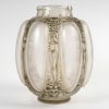 1912 René Lalique – Vase Six Figurines et Masques Verre Blanc Patiné Gris Vert 18