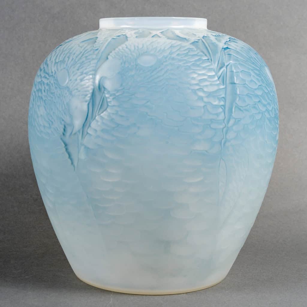 1927 René Lalique – Vase Alicante Verre Opalescent Triple Couche Patiné Bleu 4