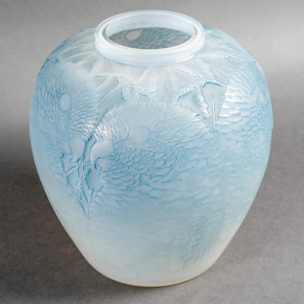 1927 René Lalique – Vase Alicante Verre Opalescent Triple Couche Patiné Bleu 5