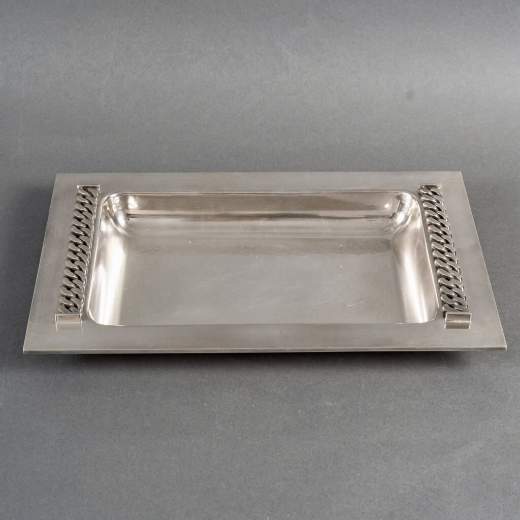 Jean Desprès – Coupe Plat Gourmette Métal Argenté Martelé 6