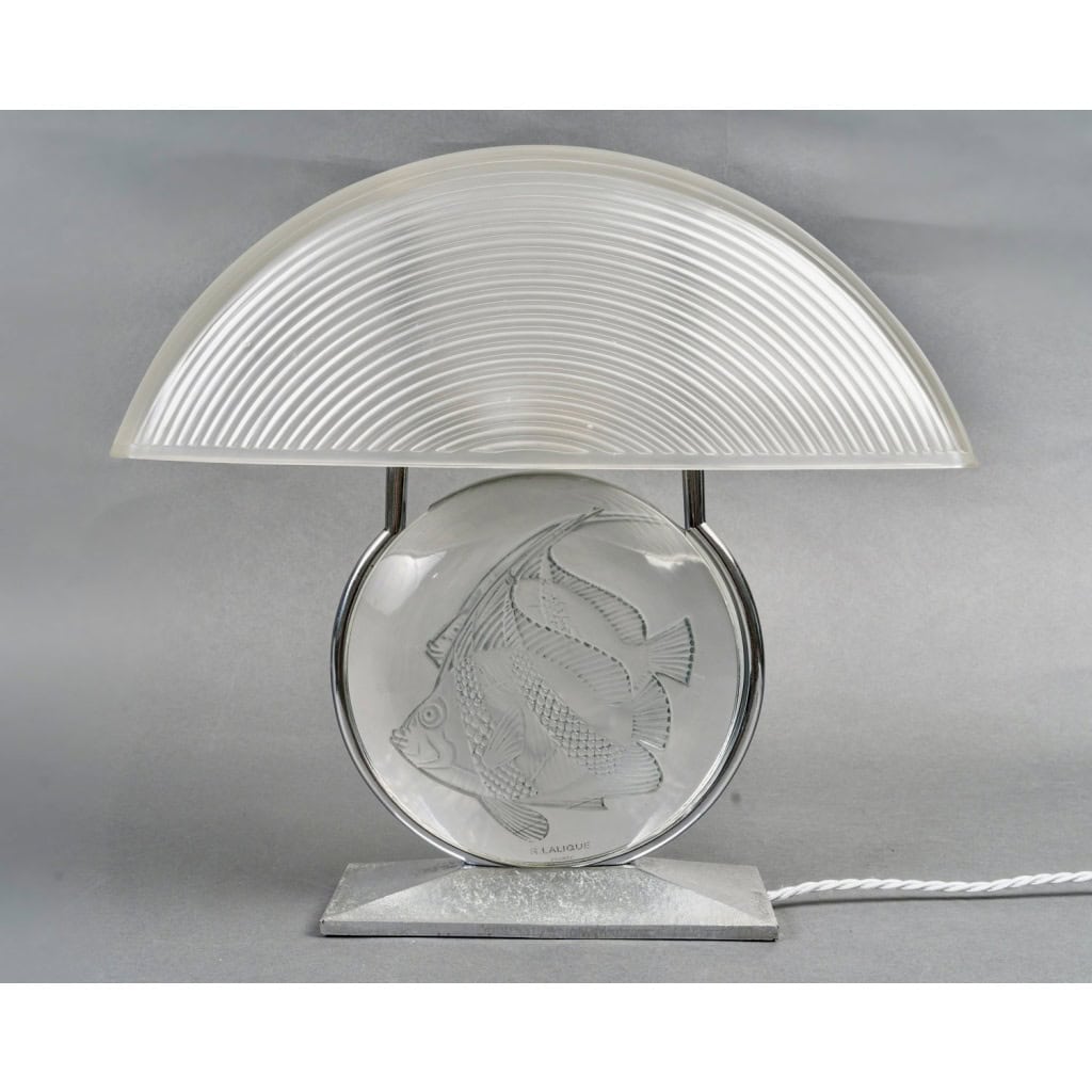 1931 René Lalique – Lampe Art Deco Poissons Verre Blanc Patiné Bleu 3
