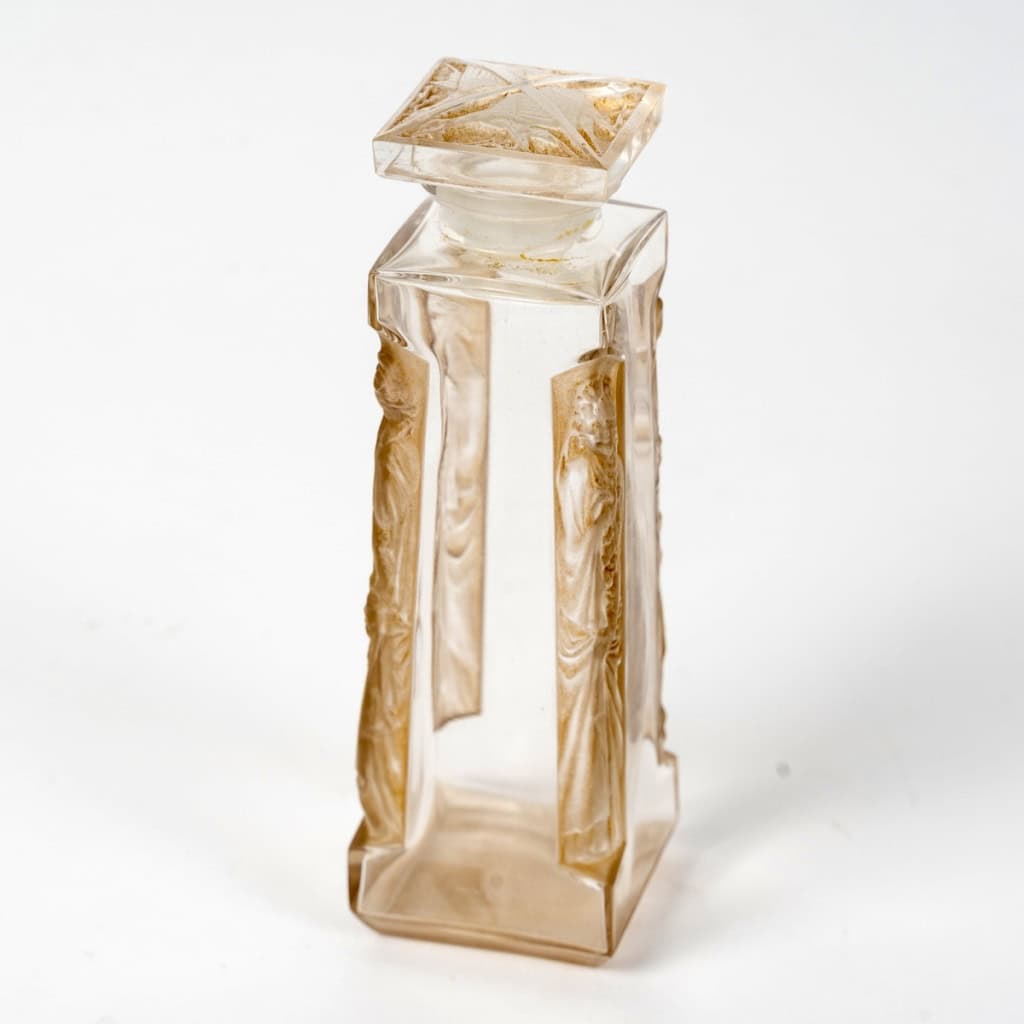1911 René Lalique – Flacon Quatre Aigles Verre Blanc Patiné Sépia 6