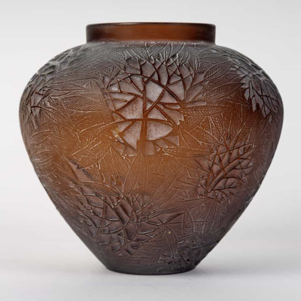1923 René Lalique – Vase Estérel Verre Rouge Ambre Patiné Blanc 4
