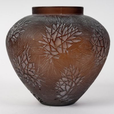 1923 René Lalique – Vase Estérel Verre Rouge Ambre Patiné Blanc