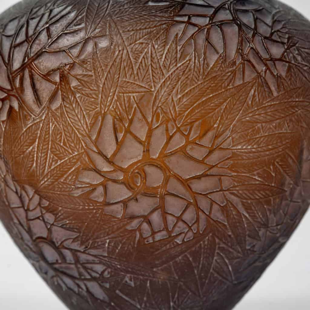1923 René Lalique – Vase Estérel Verre Rouge Ambre Patiné Blanc 6