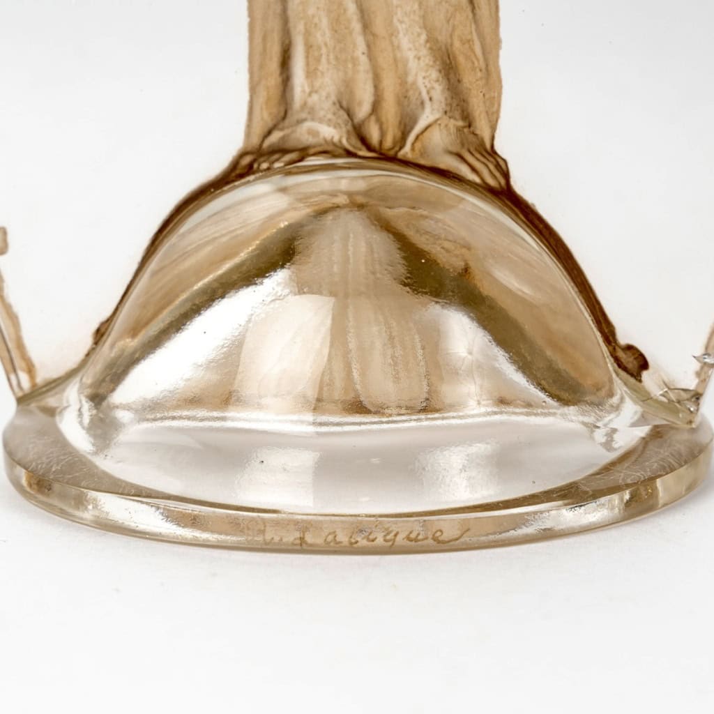 1919 René Lalique – Statuette Grande Ovale Tête Penchée Verre Blanc Patiné Sépia 9